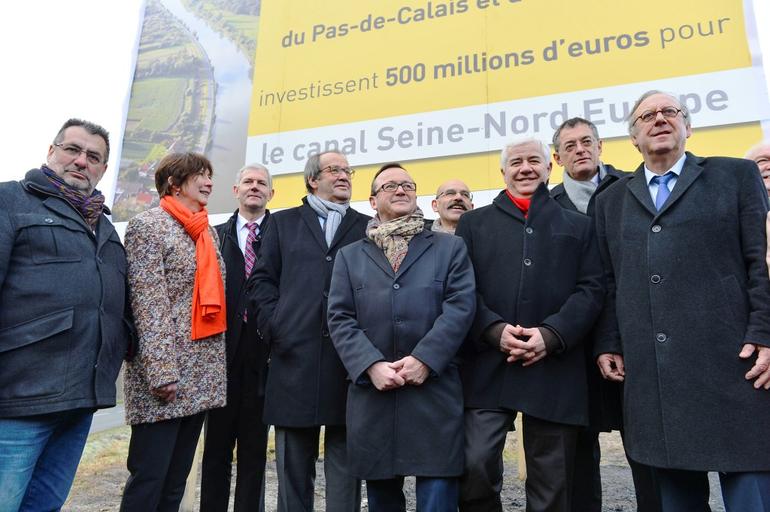 Signature des départements en faveur du canal Seine Nord